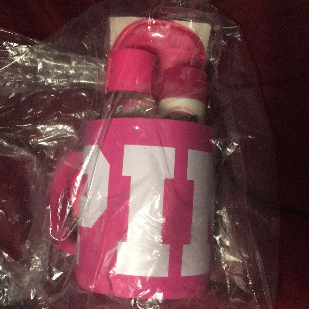 PINK MUG